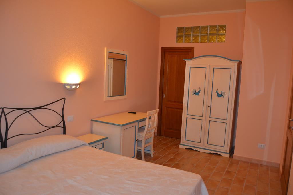 B&B La Pavoncella San Teodoro  Szoba fotó